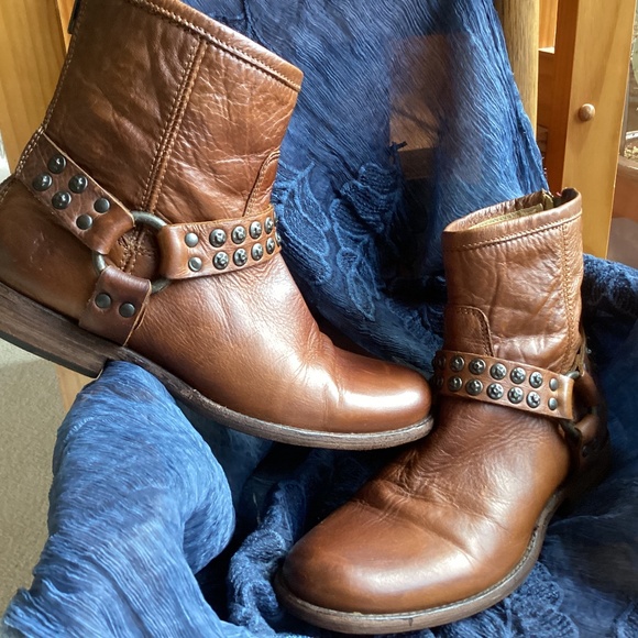 Frye Shoes - Frye Leather Boots